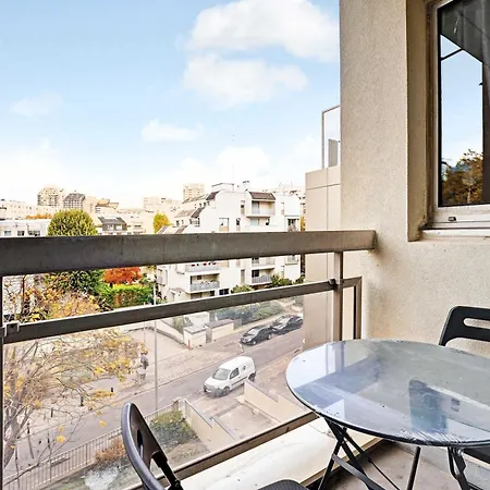 Charming 2p - Courbevoie