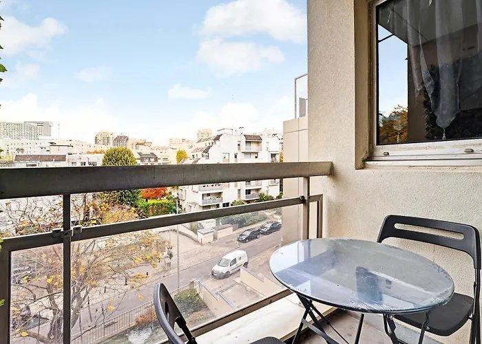 Charming 2p - Courbevoie